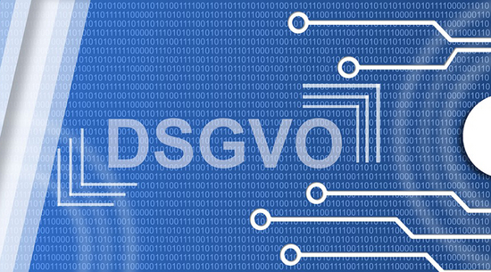 Diese Abbildung zeigt einen blauen Hintergrund mit "DSGVO" in der Mitte geschrieben.
