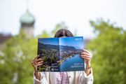 Das neue Magazin „Stadt in Bewegung“ ist da. © Stadt Bregenz
