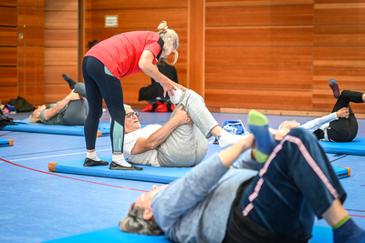 Das Bild zeigt die Veranstaltung "#beactive", bei der man in der Sporthalle Rieden verschiedene Sportarten ausprobieren konnte.